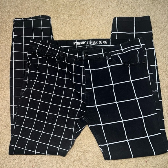 Hot Topic Black and White Grid Men's Chinos - Picture 1 of 5